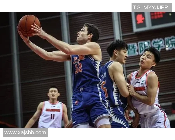 深入分析上海篮球队反击战术的特点与实施效果